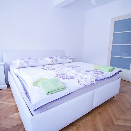 Apartments Old Town Square 27 Prague Ngoại thất bức ảnh